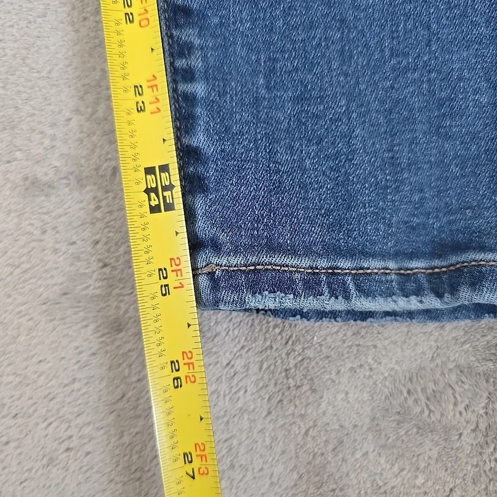 American Eagle Jeans Womens 10 Short Blue Next Level Stretch  Denim Capri Casual